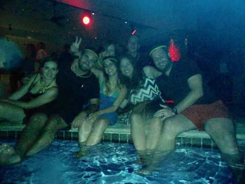 Pool-party-mandalay-bay-hotel