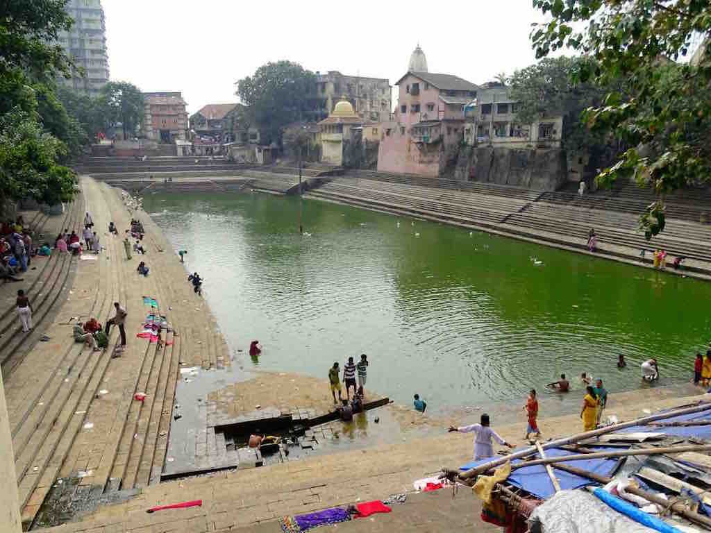 Le bassin Banganga à Mumbai en Inde